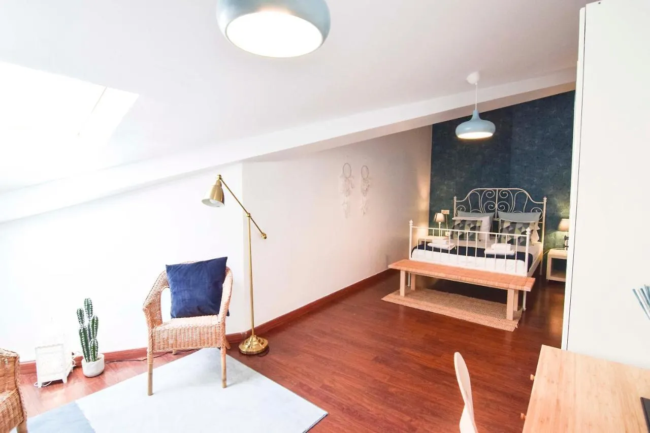 Letmalaga Economy Bishop Orchard Daire