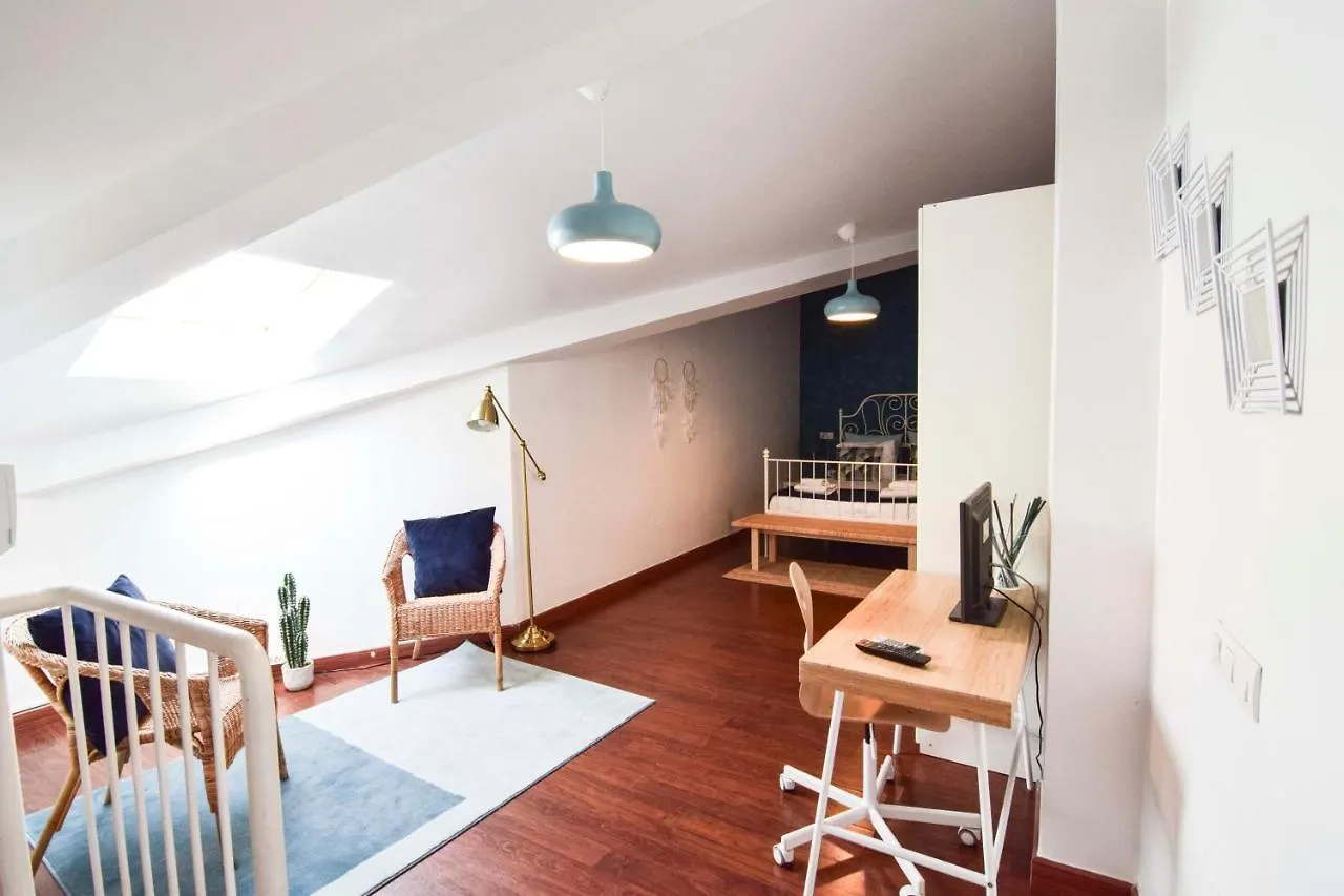 Letmalaga Economy Bishop Orchard Daire