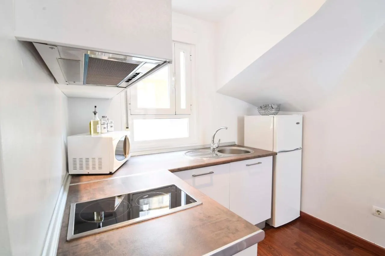 Letmalaga Economy Bishop Orchard Apartment