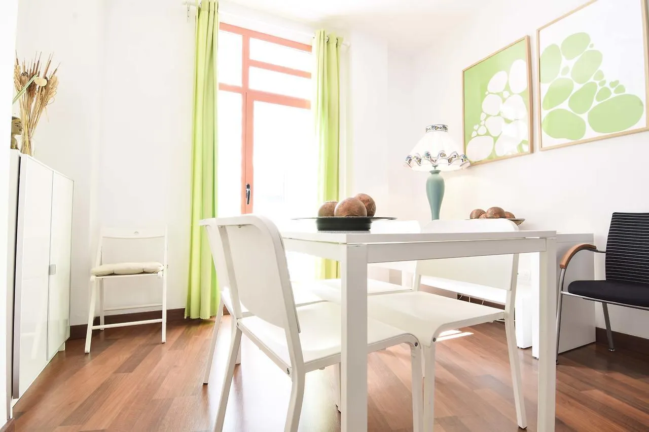 Letmalaga Economy Bishop Orchard Apartment 0*, Malaga